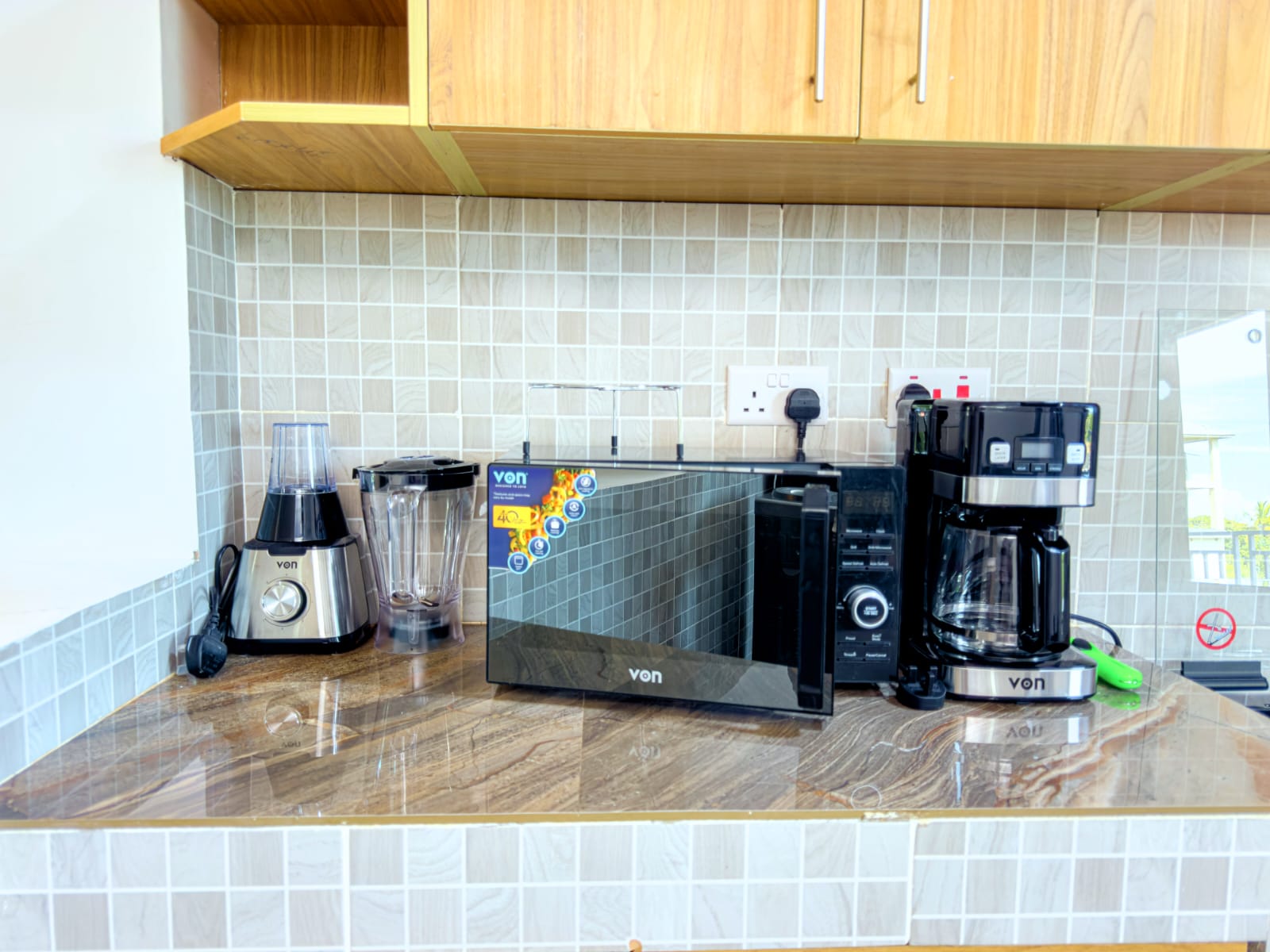 Kitchen appliances