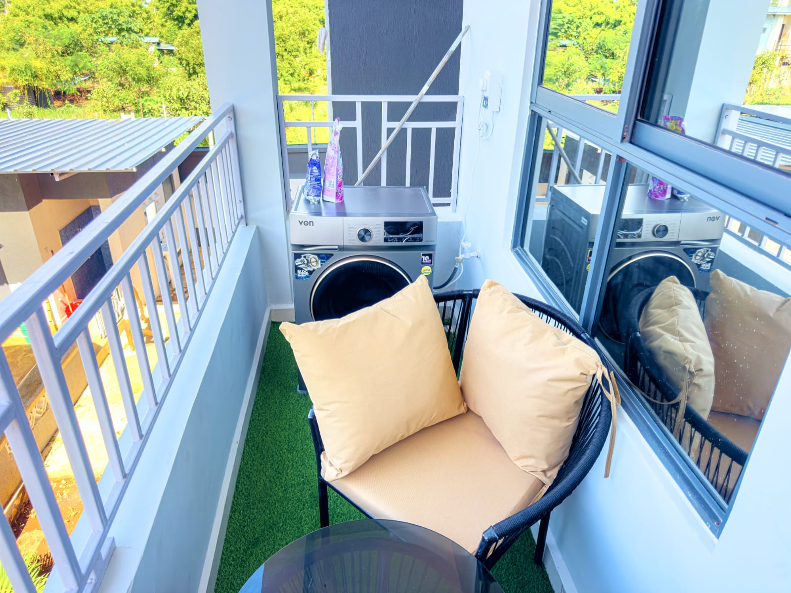 Private balcony seating
