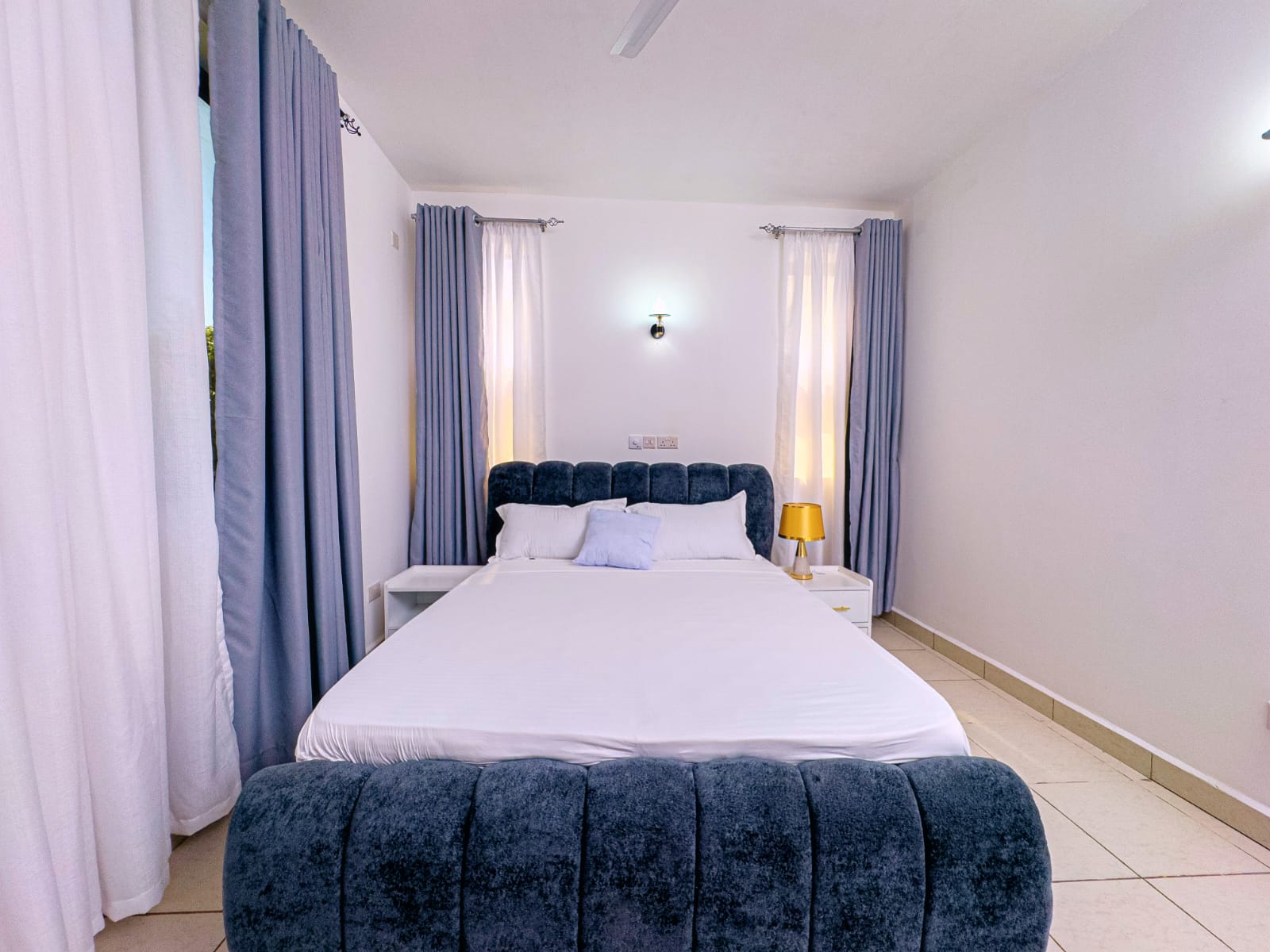 Second queen bedroom